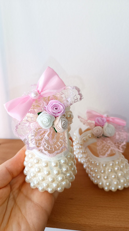 کفش مرواریدی